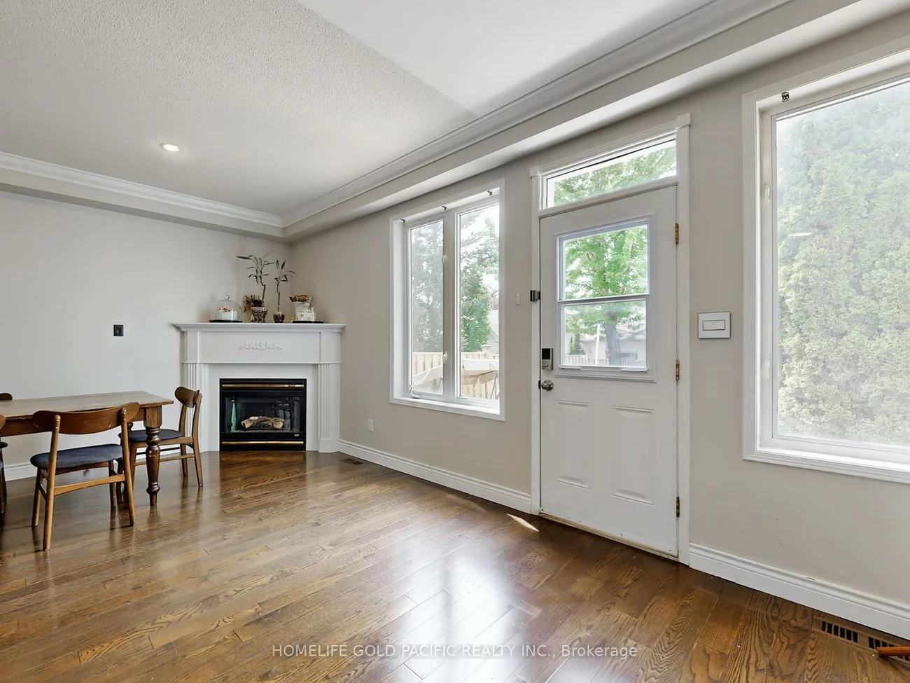 21, Queen's Plate, Angus Glen, Markham