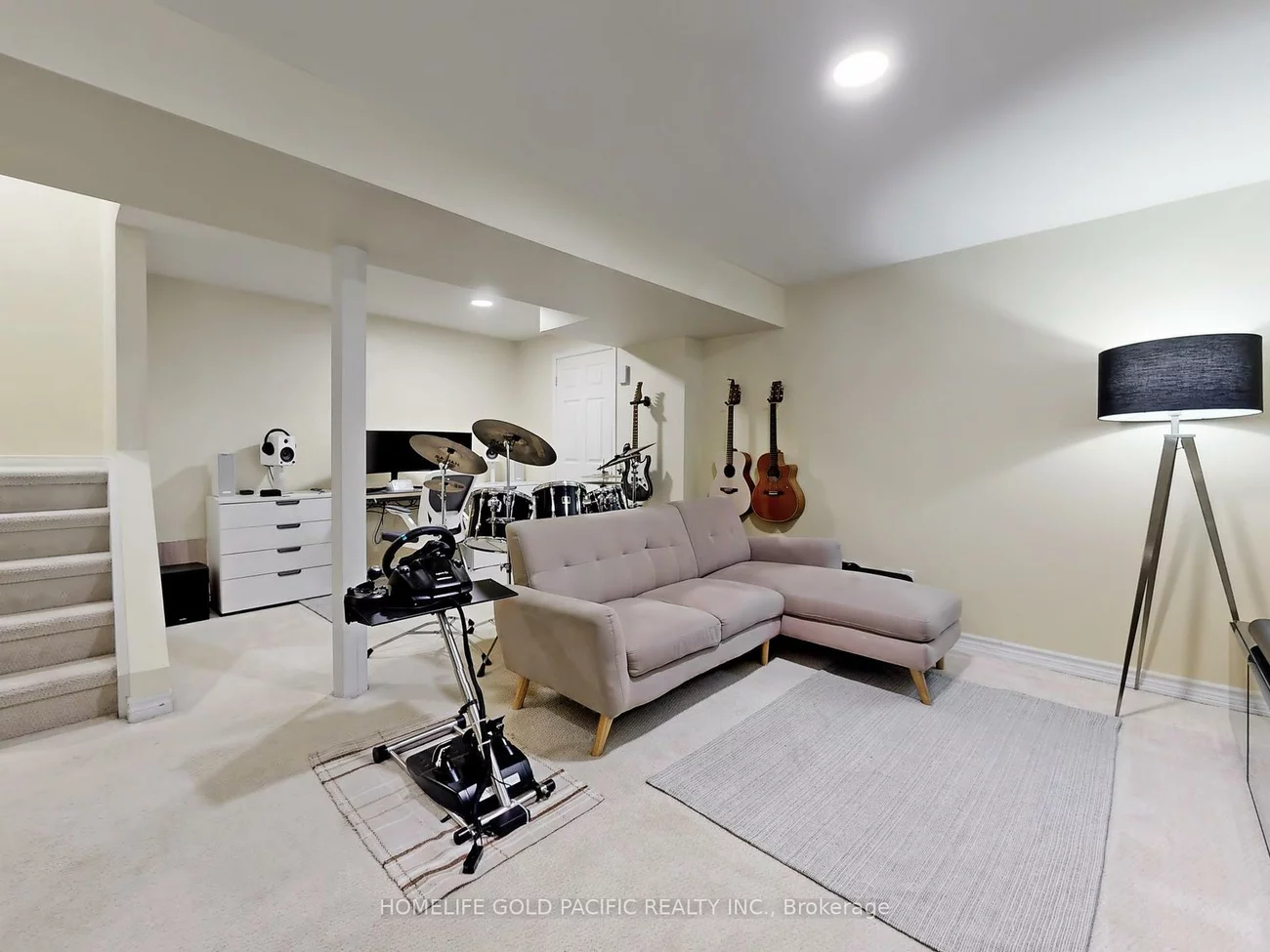 21, Queen's Plate, Angus Glen, Markham
