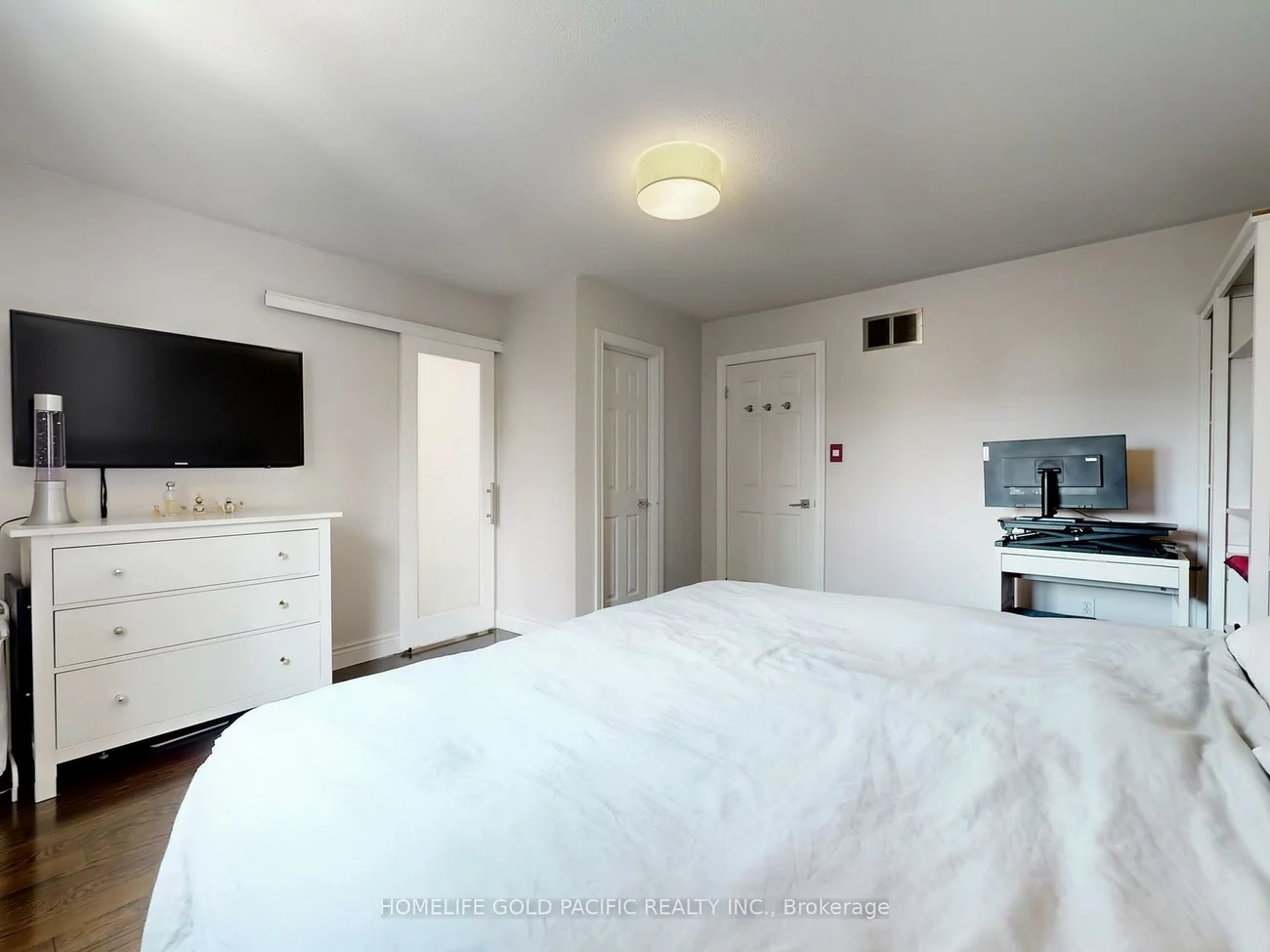 21, Queen's Plate, Angus Glen, Markham