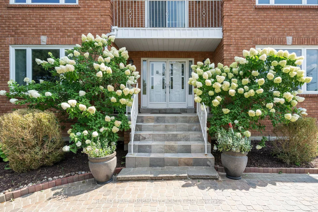 89, Beckenridge, Milliken Mills East, Markham