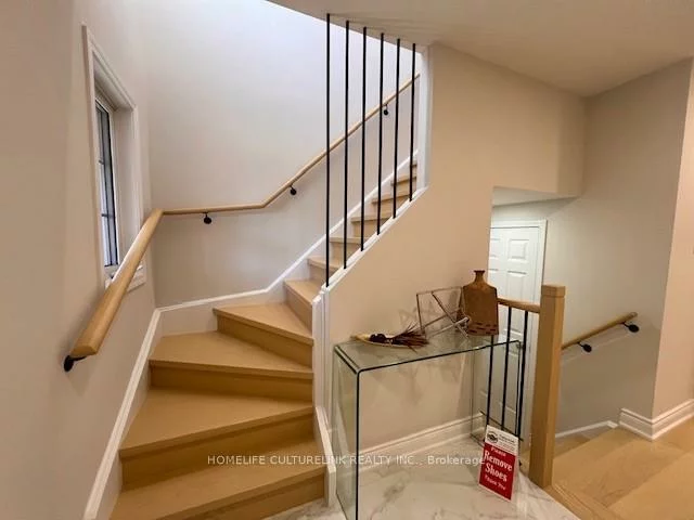 49, Beechgrove, Milliken Mills West, Markham