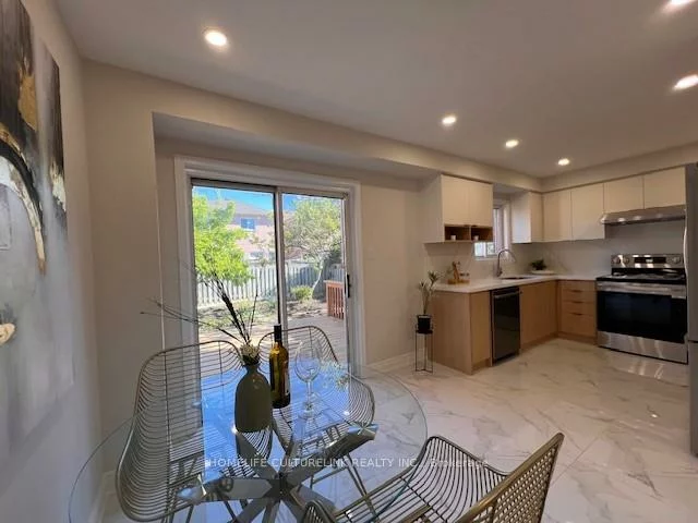49, Beechgrove, Milliken Mills West, Markham