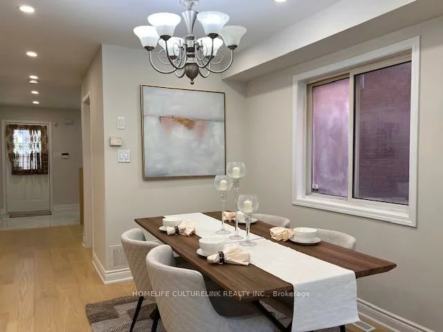 49, Beechgrove, Milliken Mills West, Markham