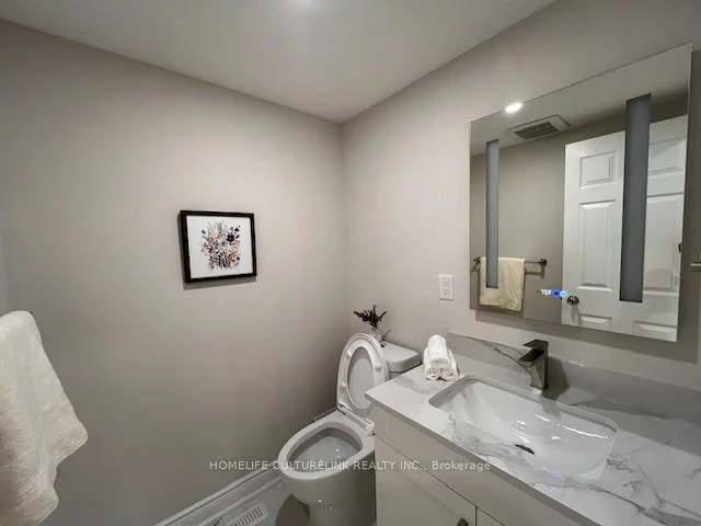 49, Beechgrove, Milliken Mills West, Markham