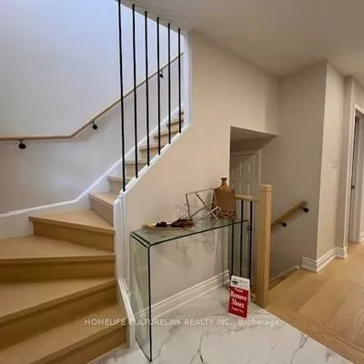 49, Beechgrove, Milliken Mills West, Markham