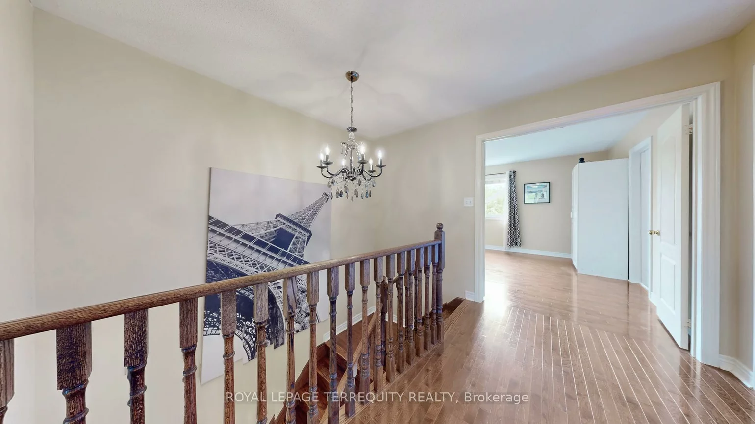 69, Vine Cliff, Victoria Manor-Jennings Gate, Markham