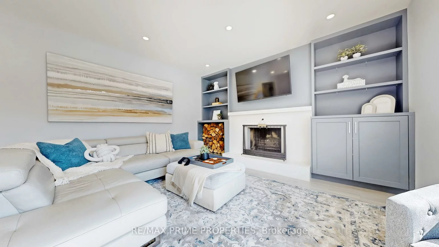 63, Reeve, Markham Village, Markham