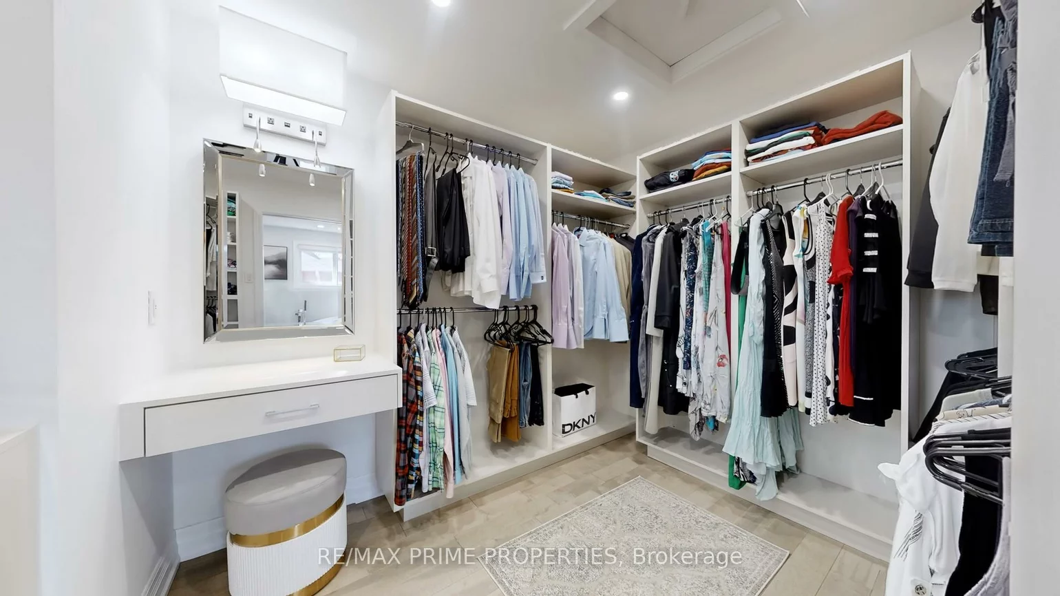 63, Reeve, Markham Village, Markham