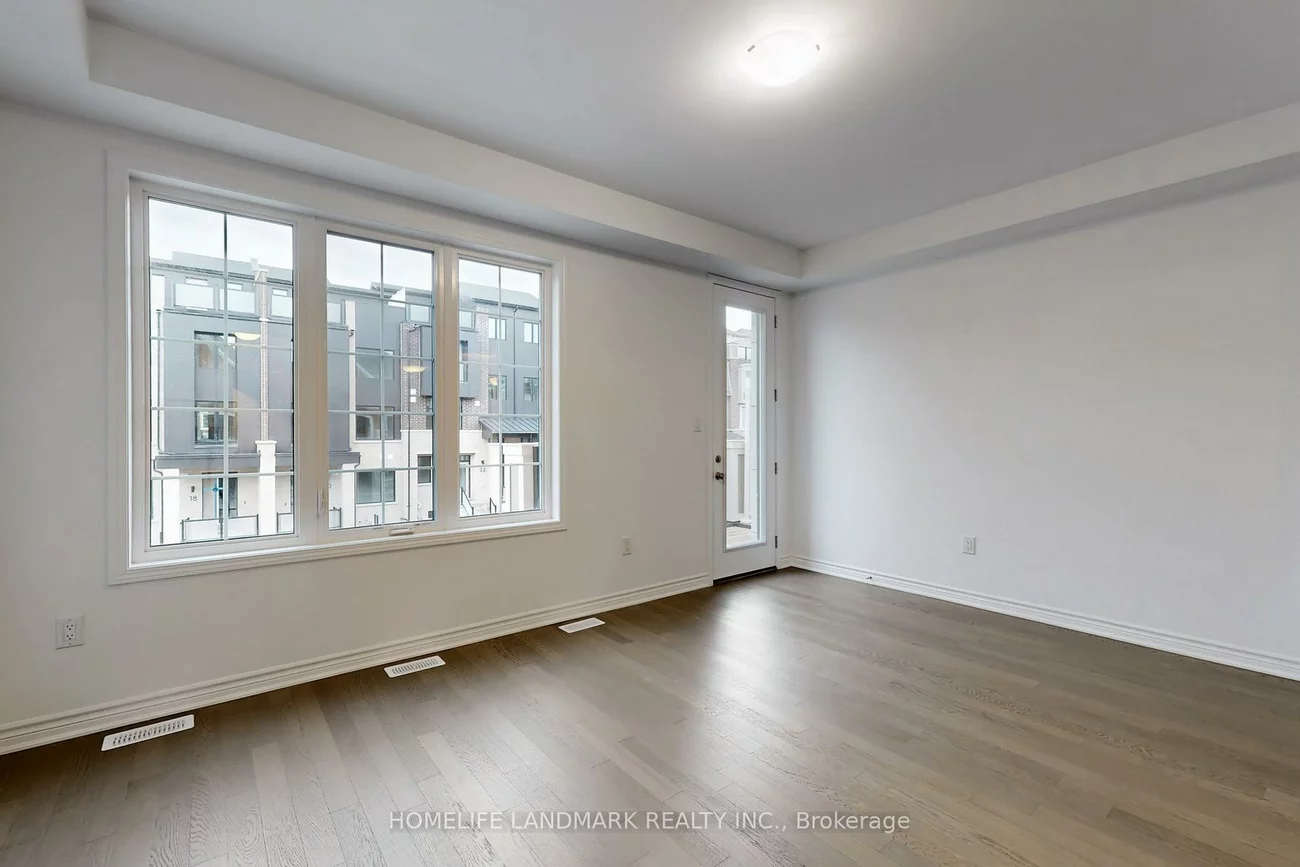 15, AVANI, Victoria Square, Markham