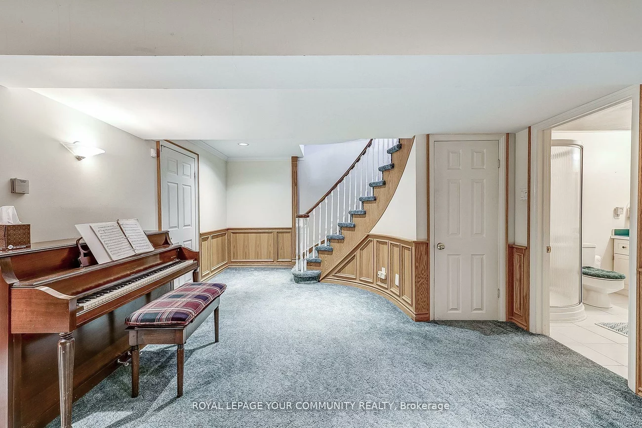 25, Alcaine, Thornhill, Markham