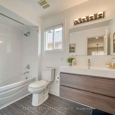 69, Ray, Village Green-South Unionville, Markham
