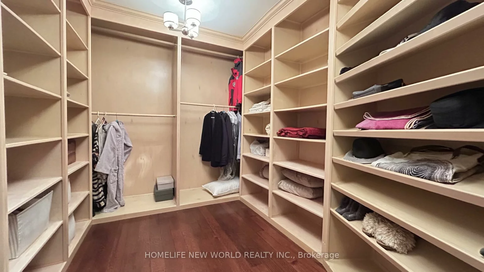 43, Lunau, Aileen-Willowbrook, Markham