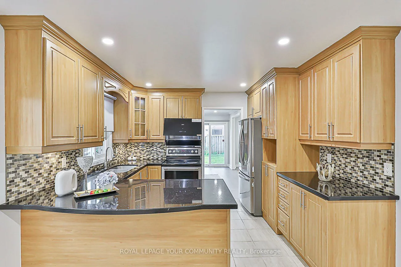 120, Chloe, Middlefield, Markham