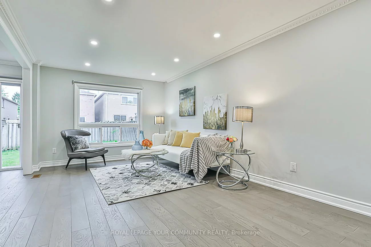 120, Chloe, Middlefield, Markham