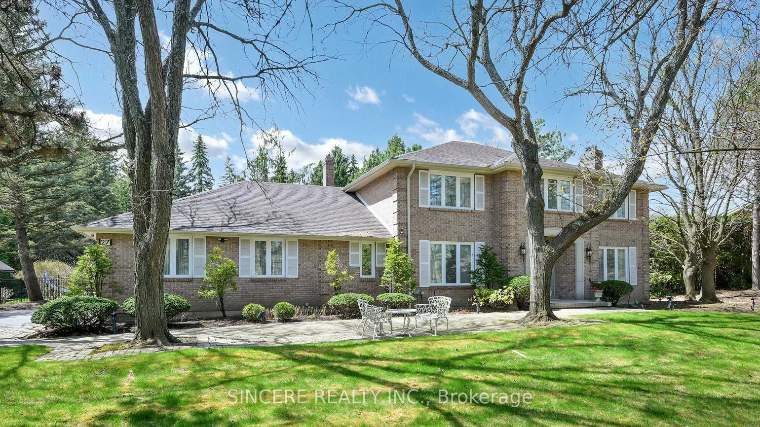 27, Country Estates, Cachet, Markham