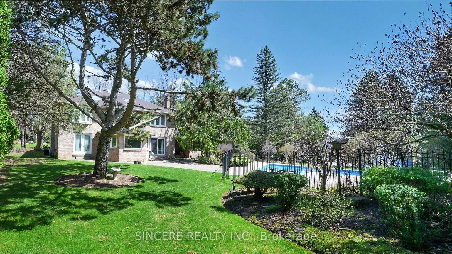27, Country Estates, Cachet, Markham