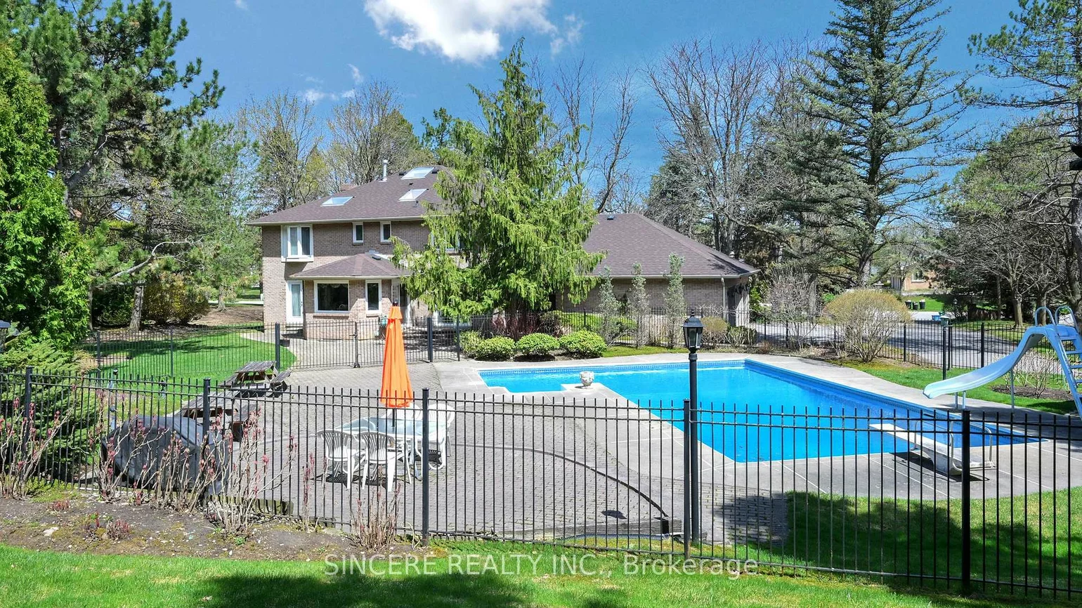 27, Country Estates, Cachet, Markham