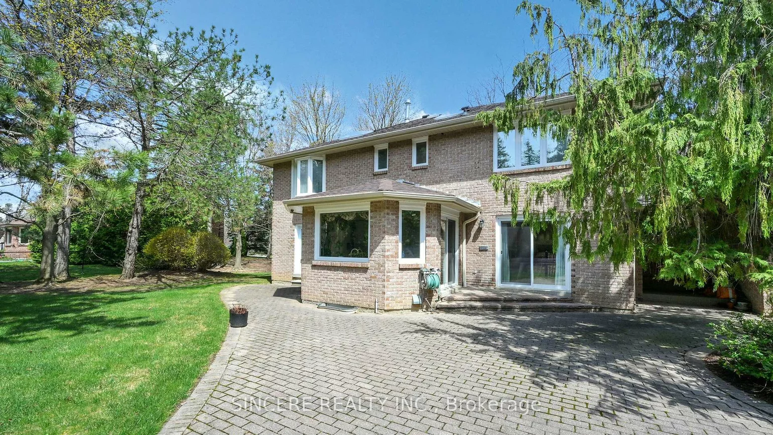 27, Country Estates, Cachet, Markham