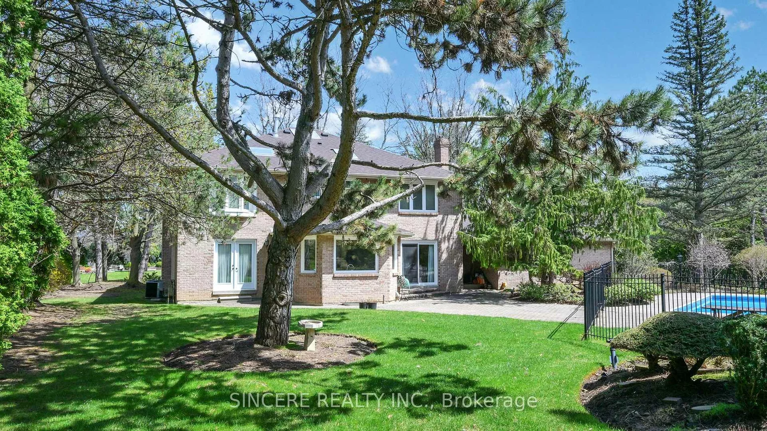 27, Country Estates, Cachet, Markham