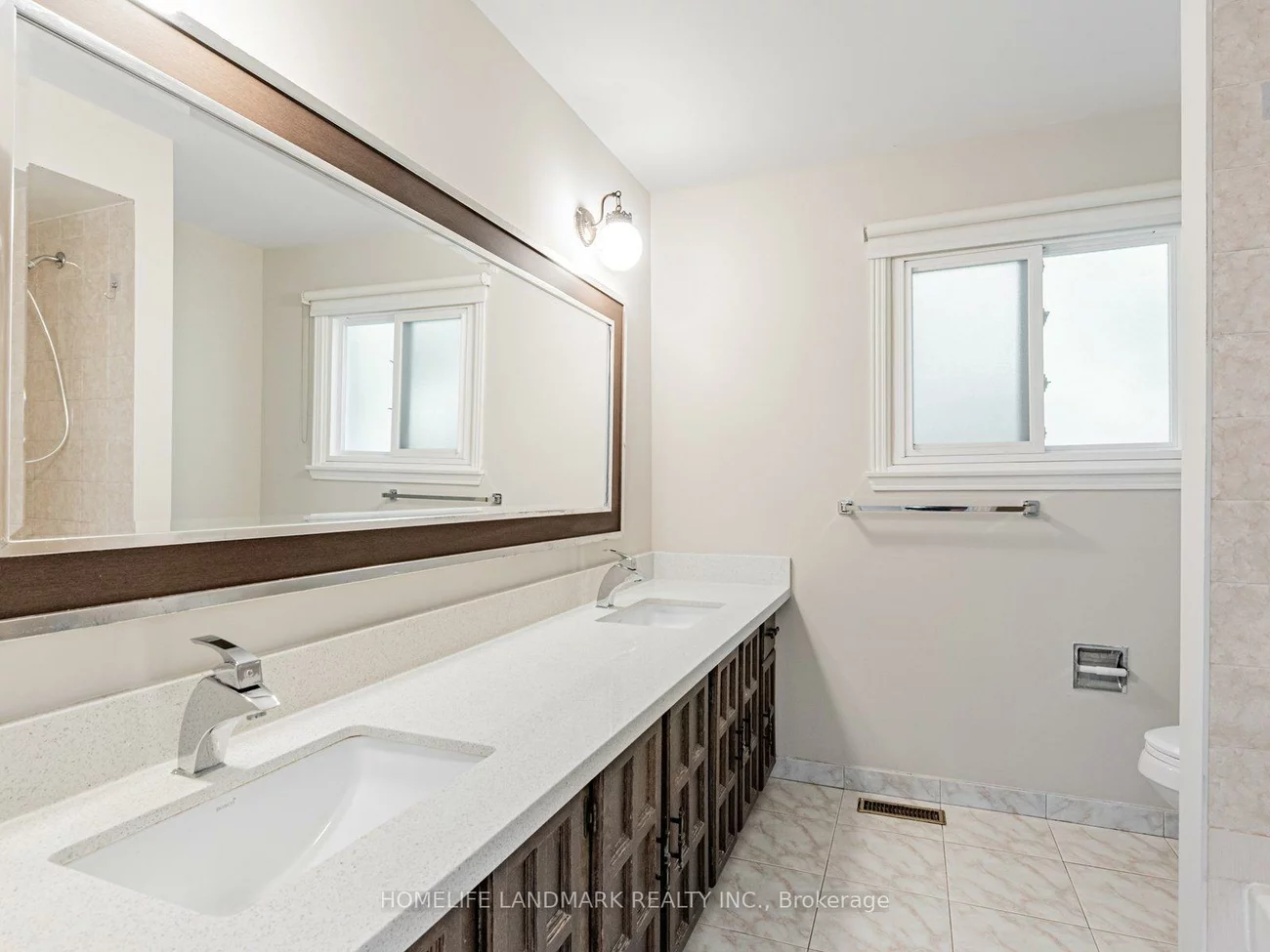 16, Briarwood, Unionville, Markham