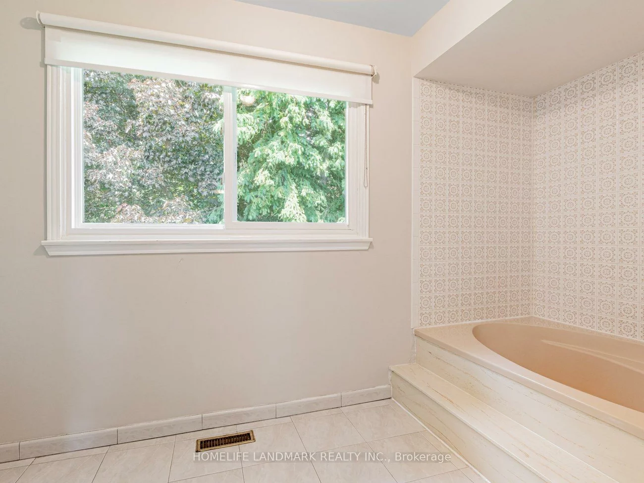 16, Briarwood, Unionville, Markham