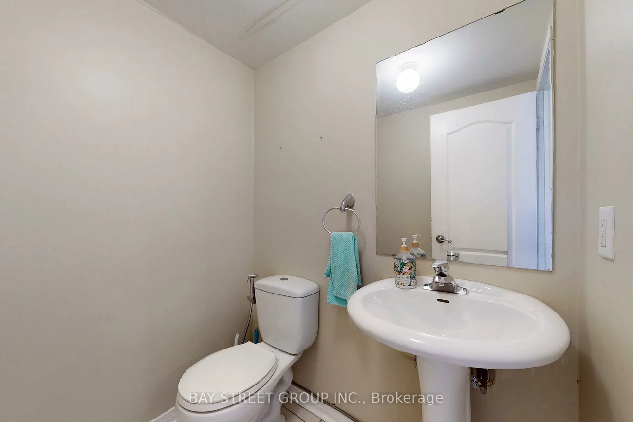 4, Red Sea, Middlefield, Markham