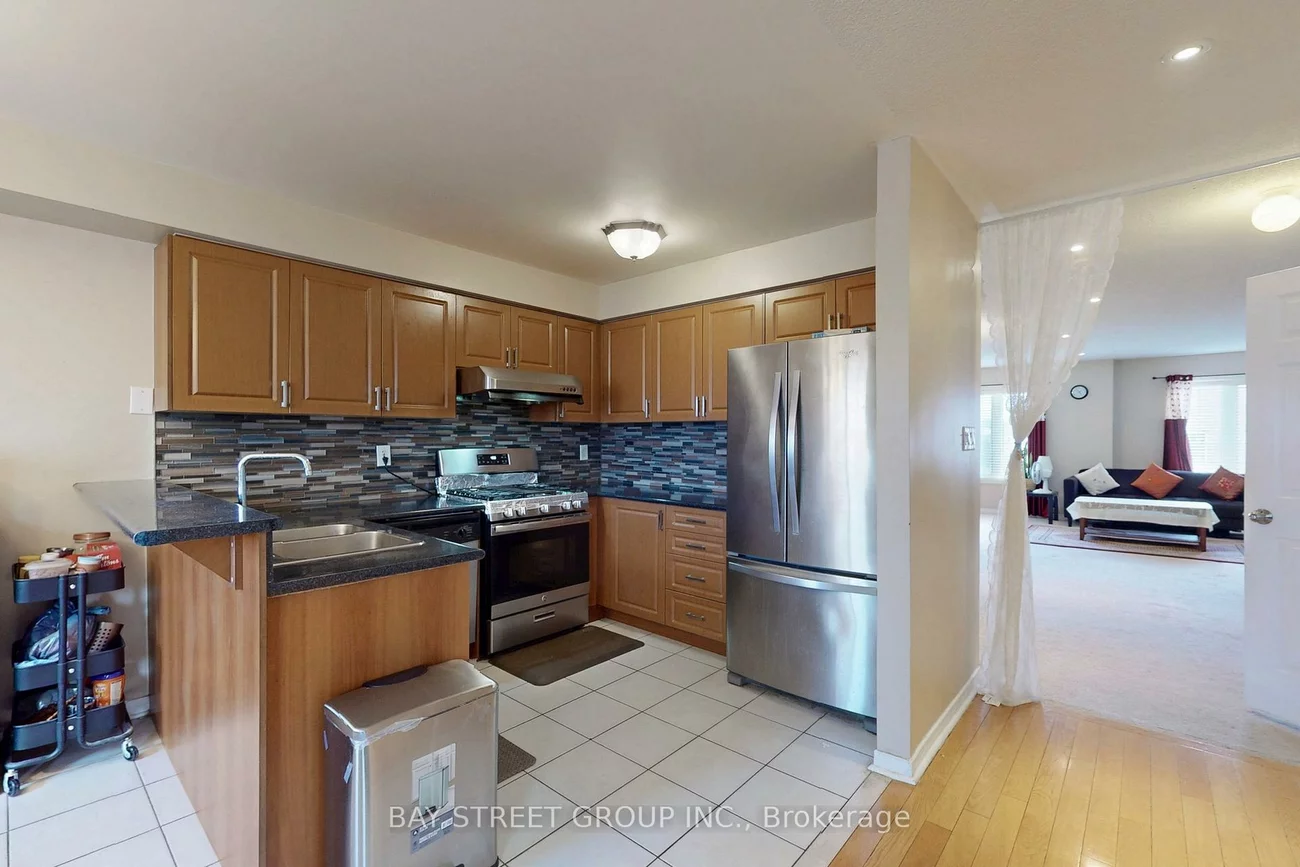 4, Red Sea, Middlefield, Markham