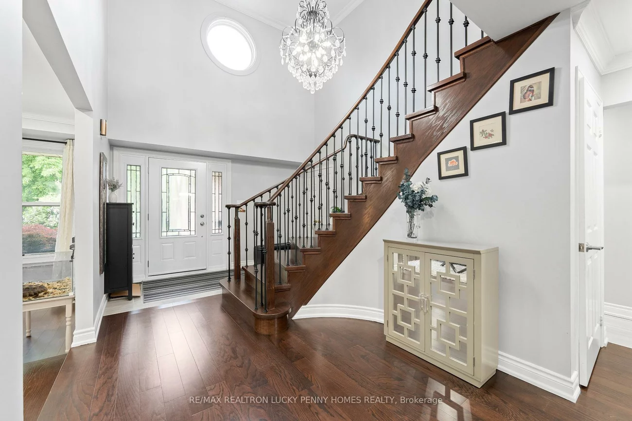 82, Ferndell, Unionville, Markham