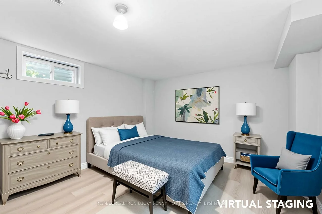 82, Ferndell, Unionville, Markham