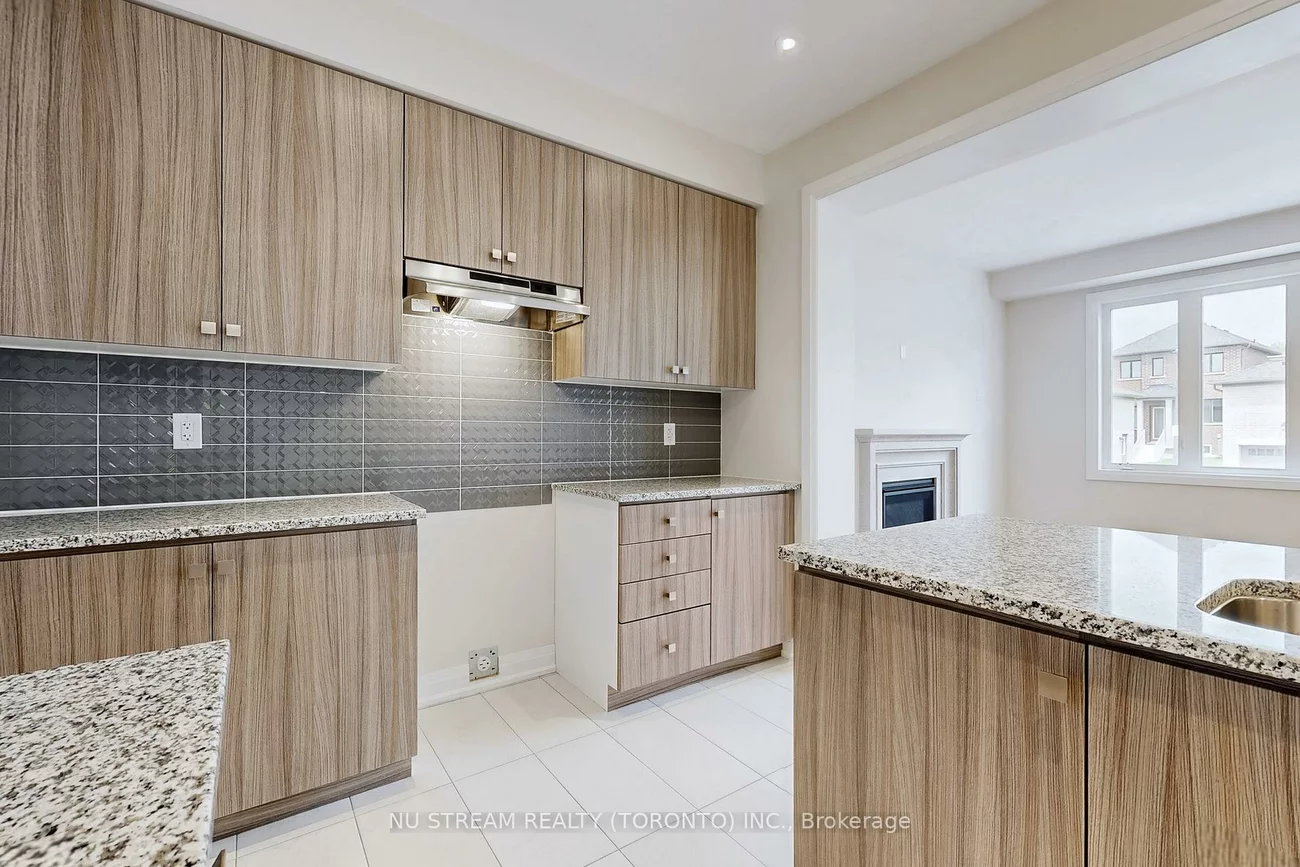 3576, Bur Oak, Cornell, Markham