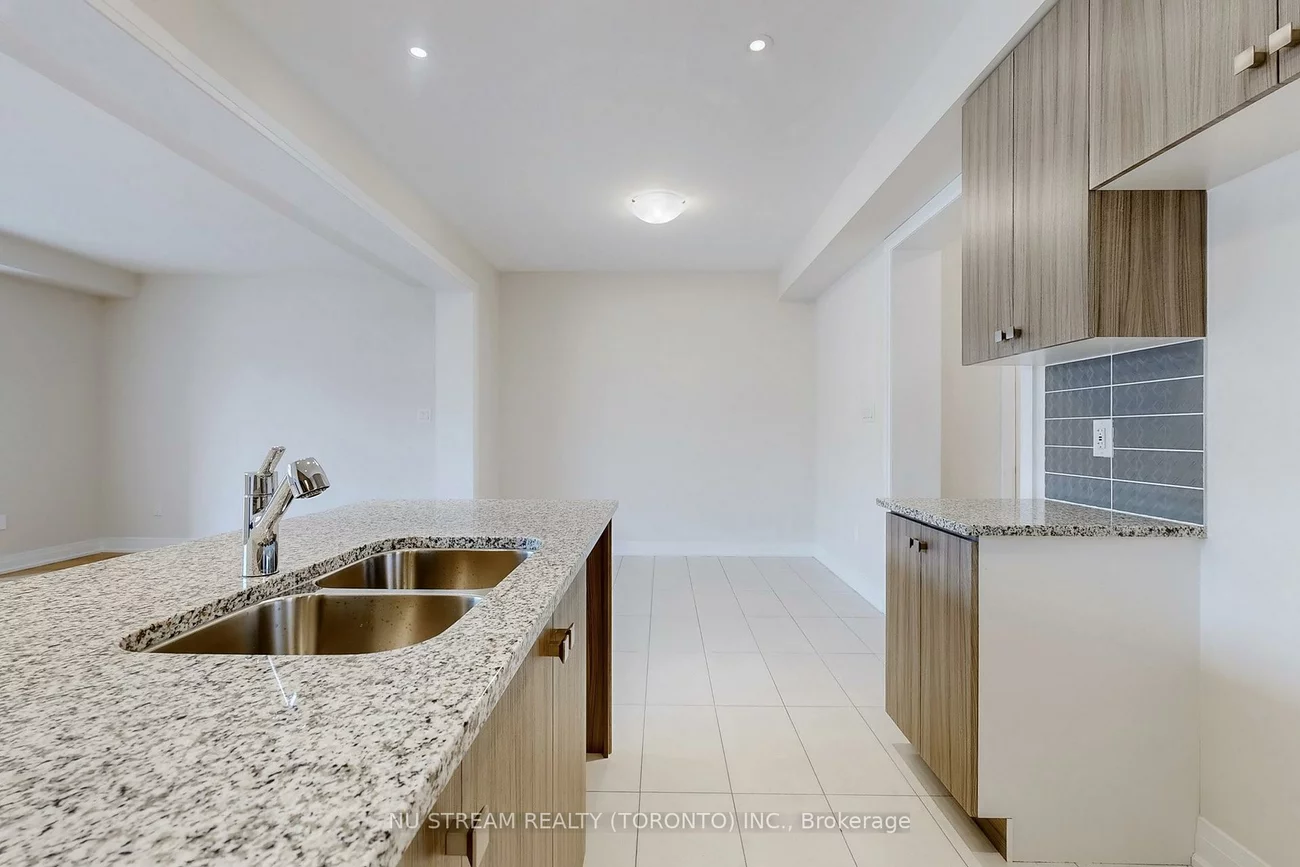 3576, Bur Oak, Cornell, Markham