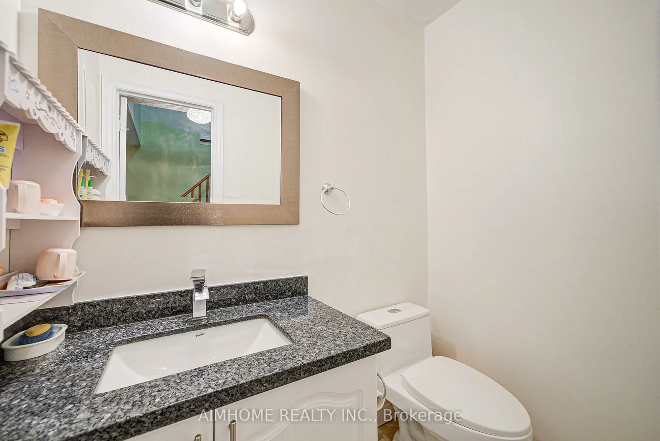 94, Northolt, Milliken Mills East, Markham