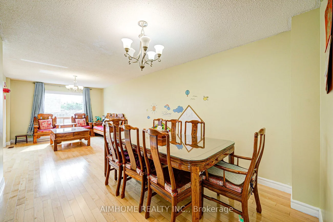 94, Northolt, Milliken Mills East, Markham