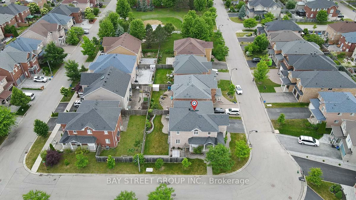 63, Brookhaven, Berczy, Markham