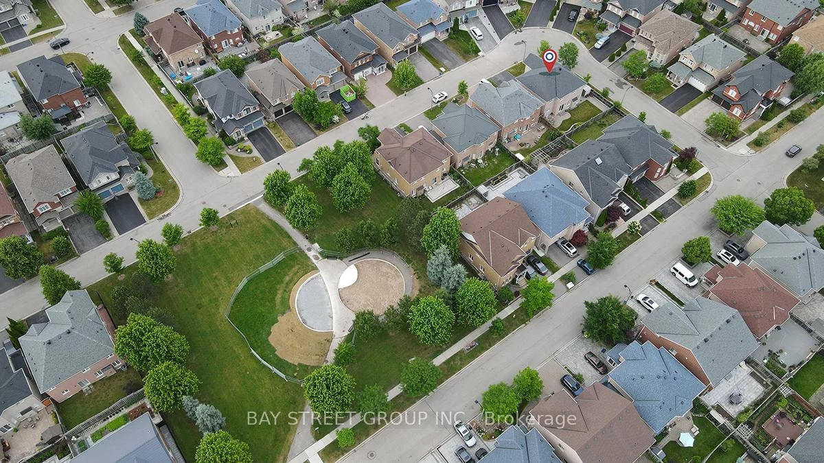 63, Brookhaven, Berczy, Markham