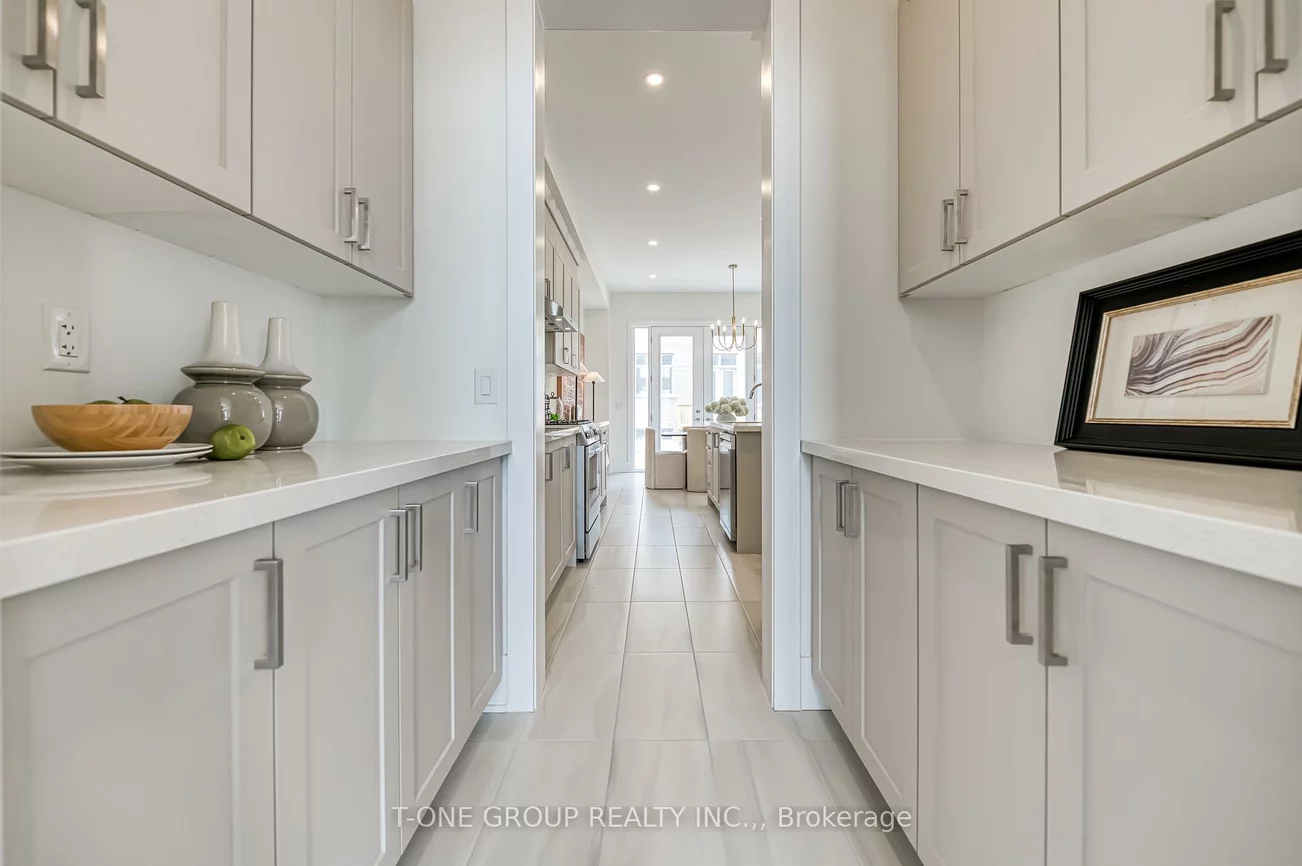 72, Meizhou, Angus Glen, Markham