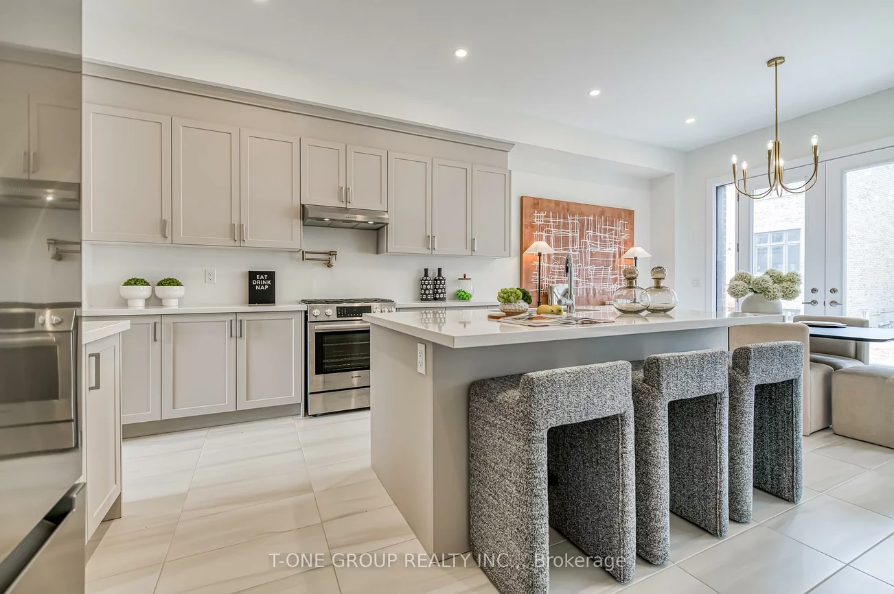72, Meizhou, Angus Glen, Markham