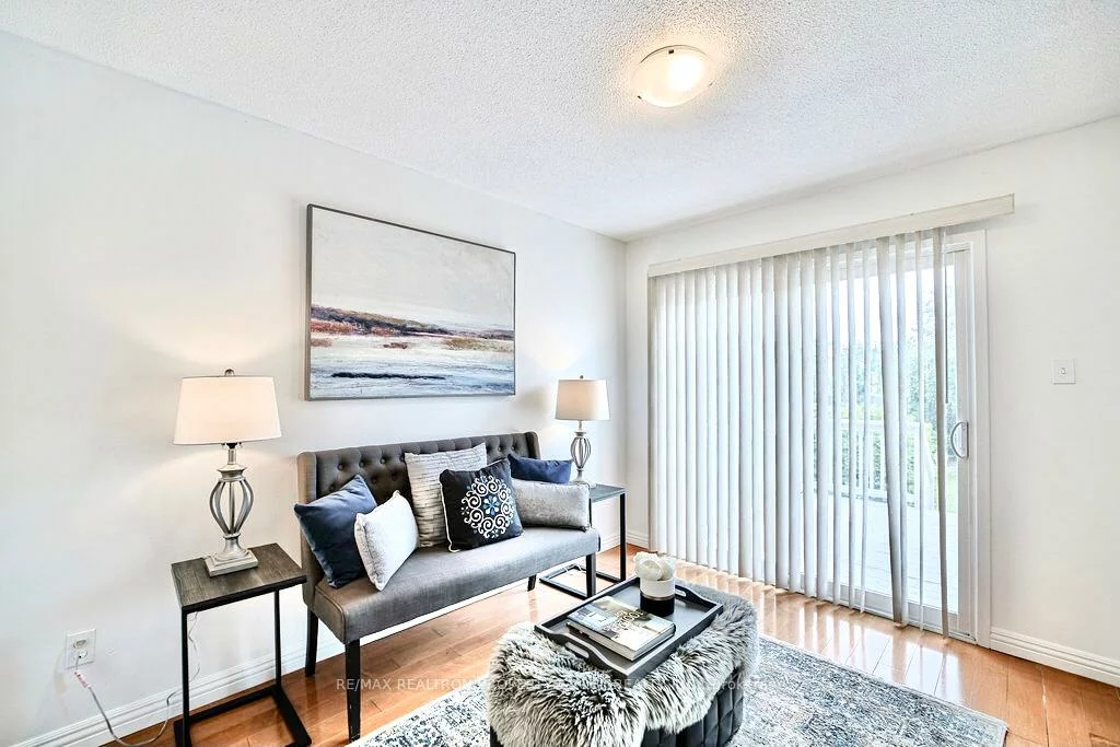 85, Chloe, Middlefield, Markham