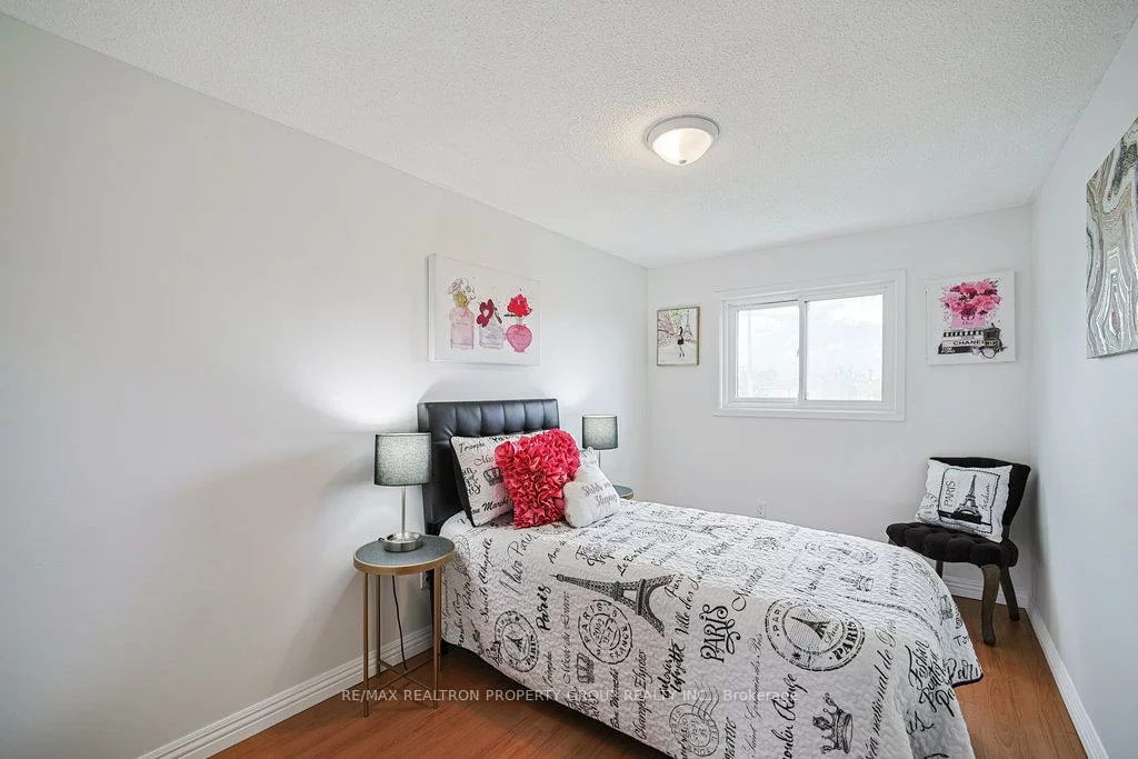 85, Chloe, Middlefield, Markham