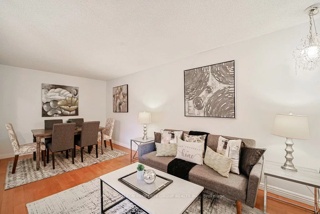 85, Chloe, Middlefield, Markham