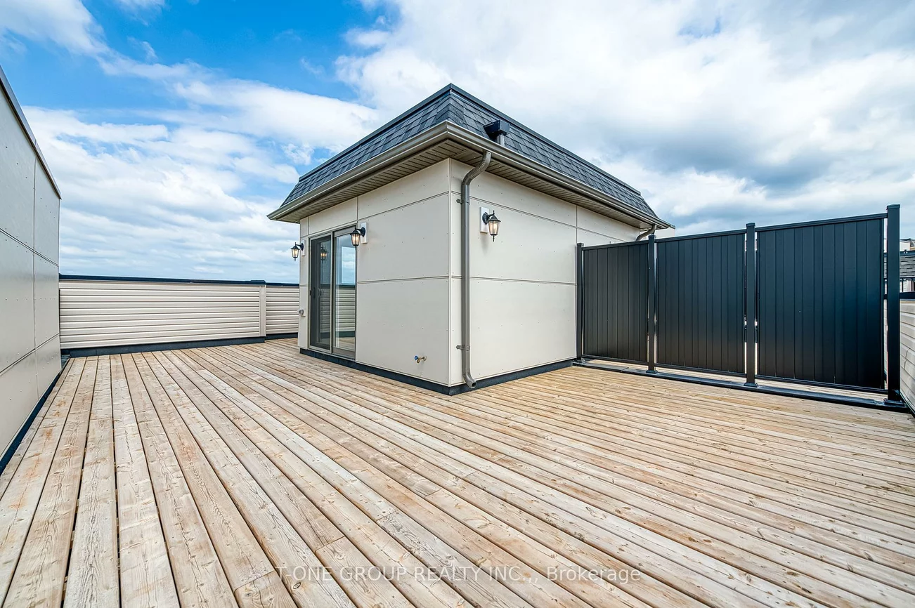 111, Yorkton, Angus Glen, Markham