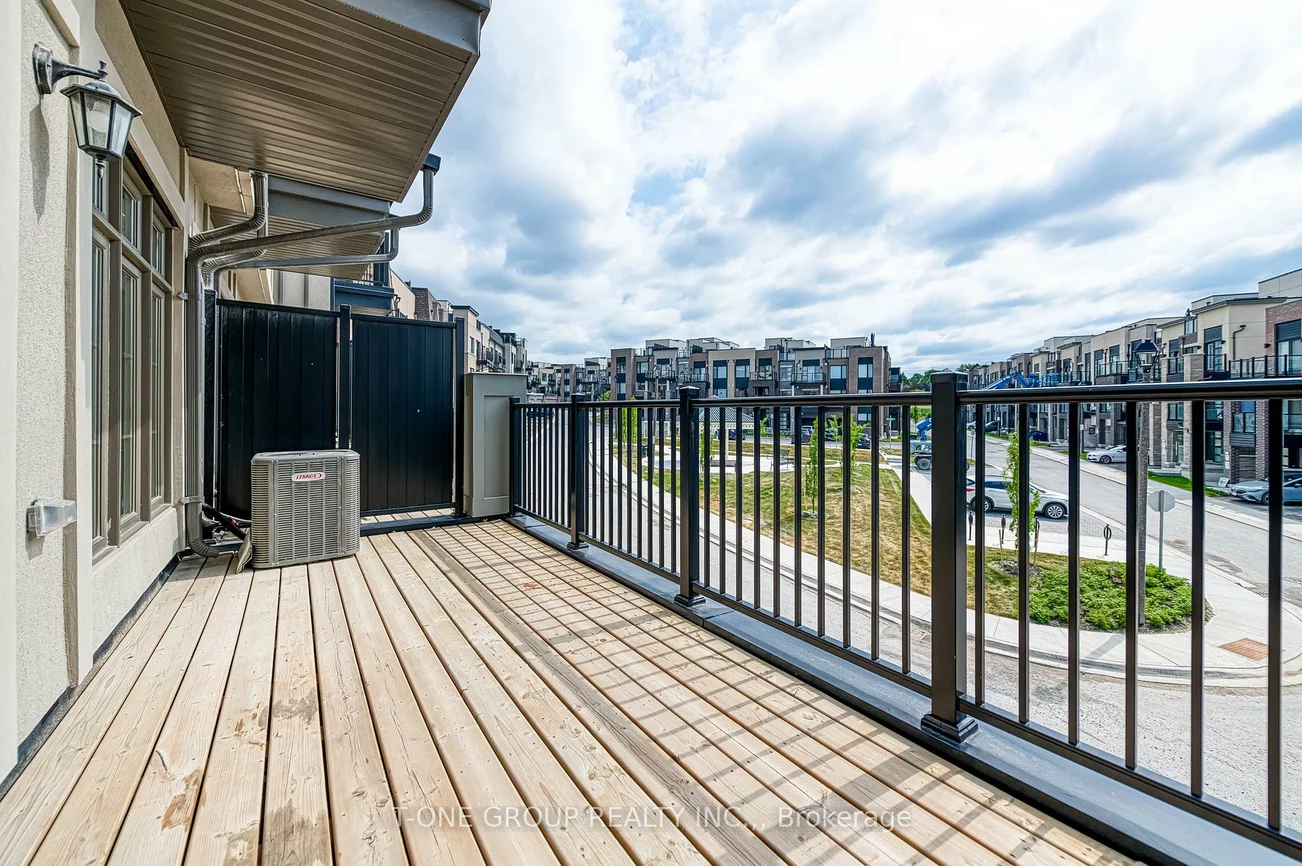 111, Yorkton, Angus Glen, Markham