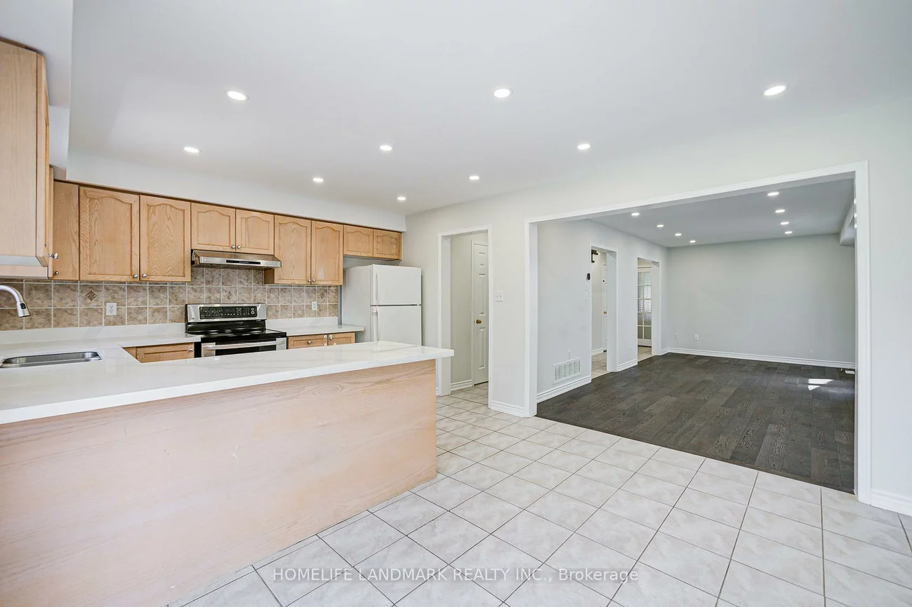 72, Billingsley, Cedarwood, Markham