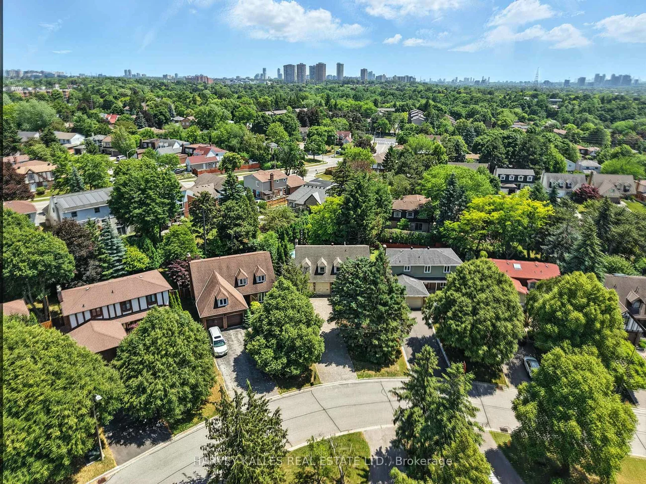 15, Woolsthorpe, German Mills, Markham