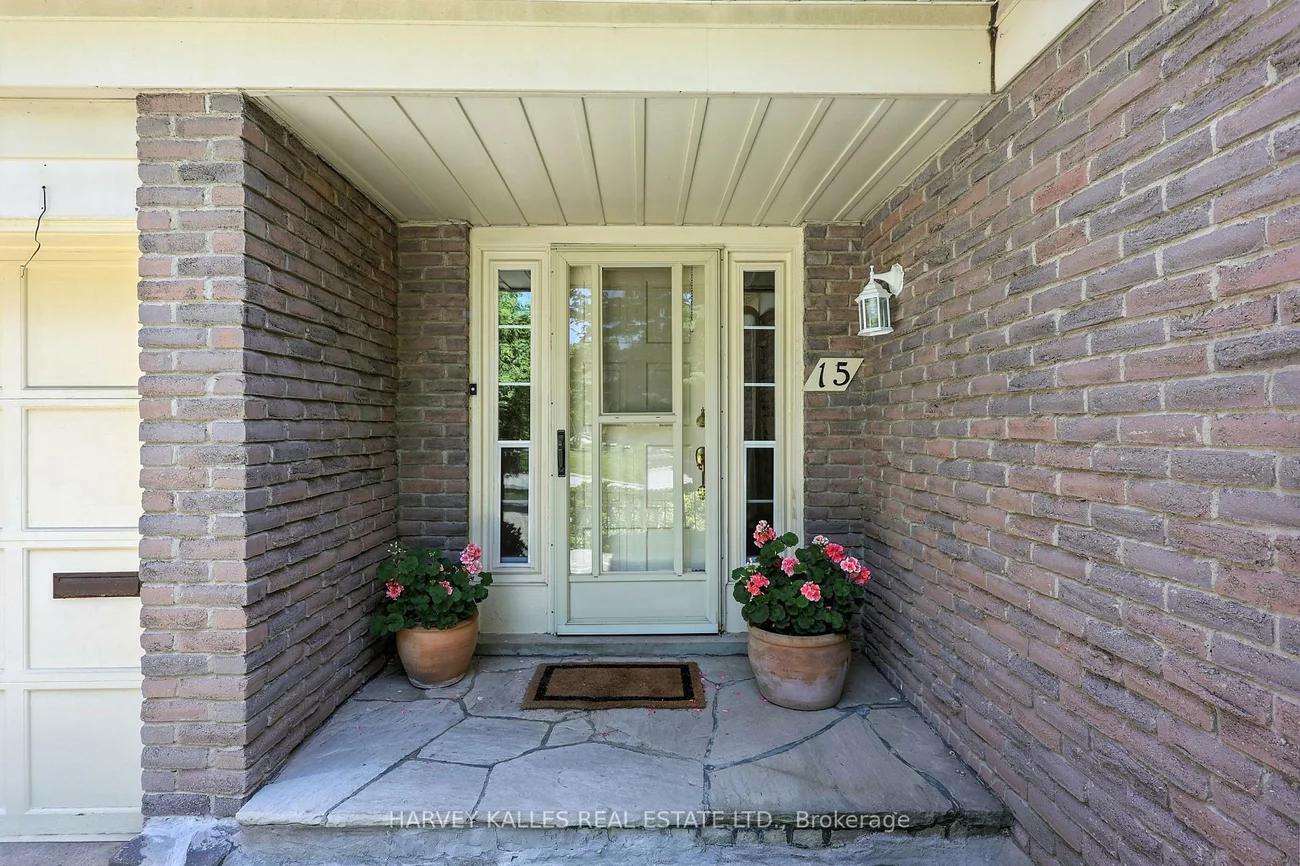 15, Woolsthorpe, German Mills, Markham
