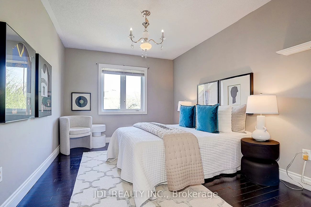 28, Emery Hill, Berczy, Markham