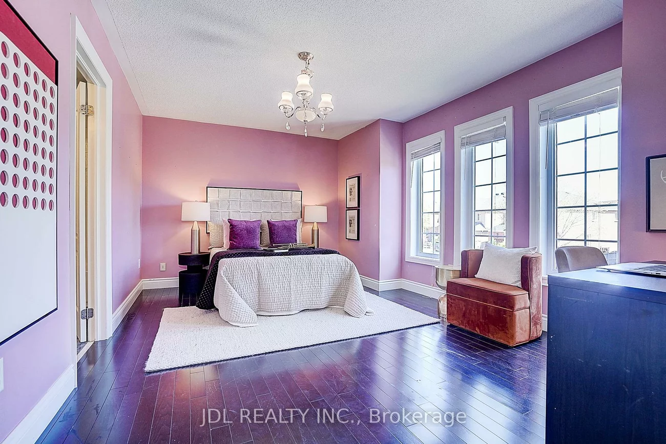 28, Emery Hill, Berczy, Markham