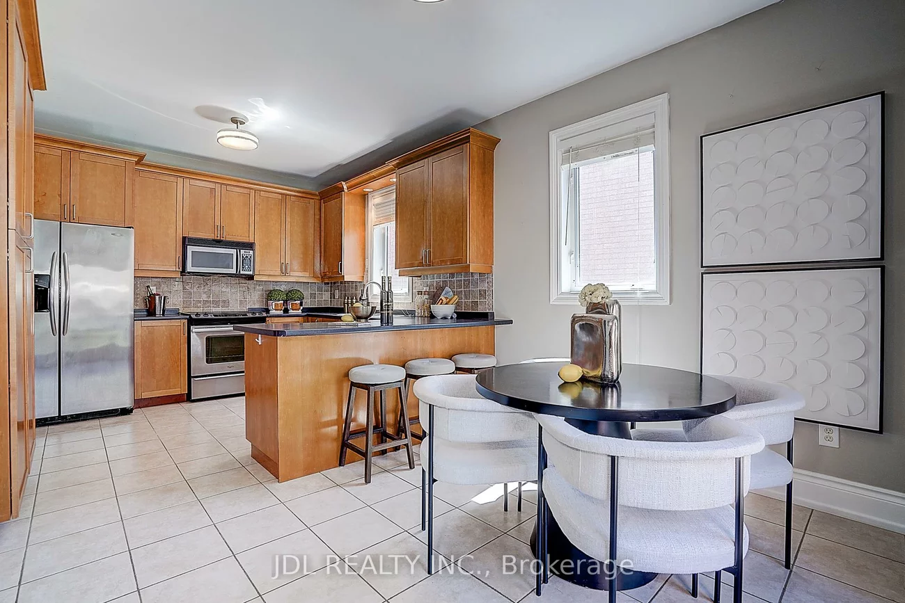 28, Emery Hill, Berczy, Markham