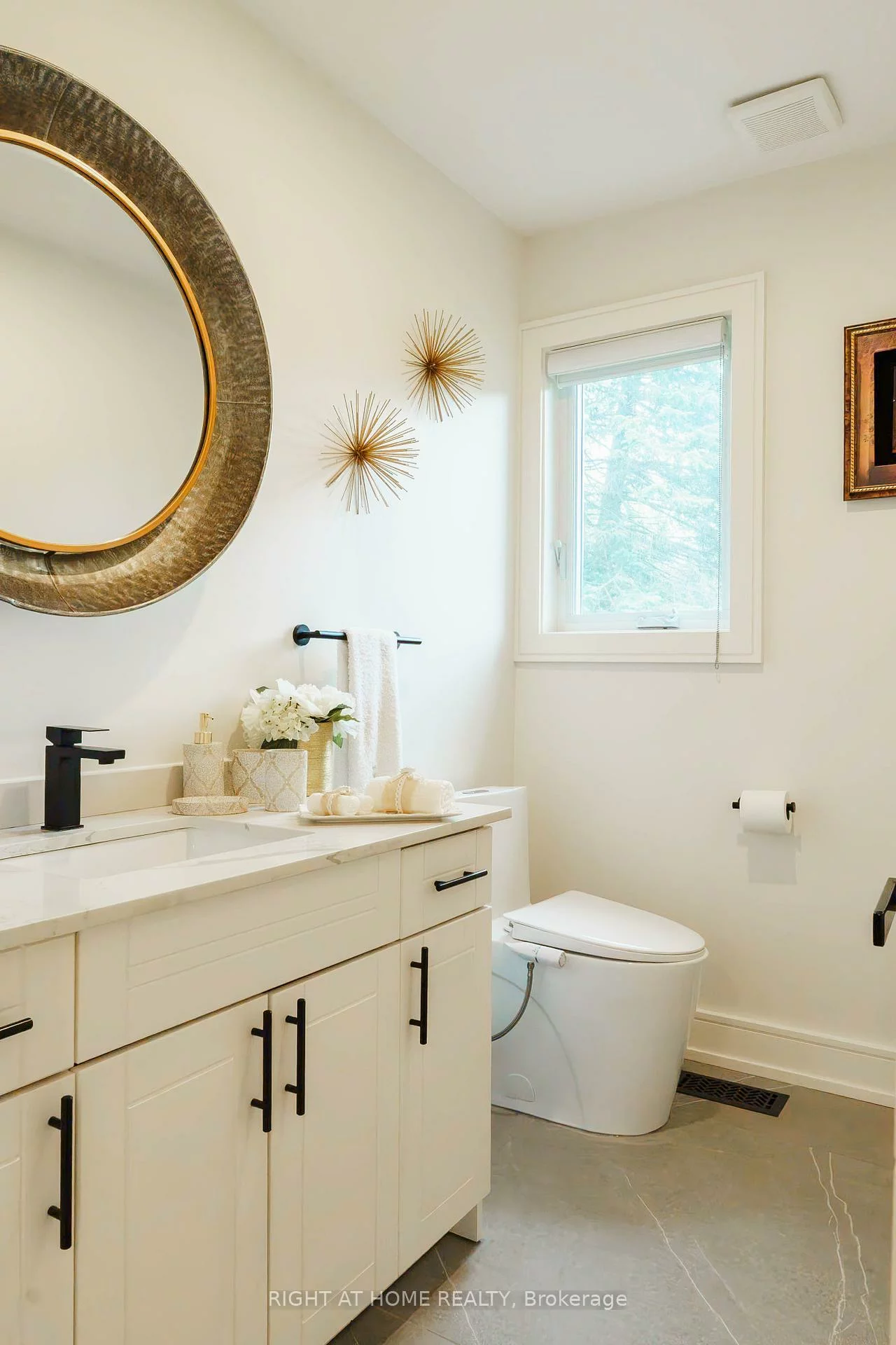 6, Ladyslipper, Bayview Glen, Markham