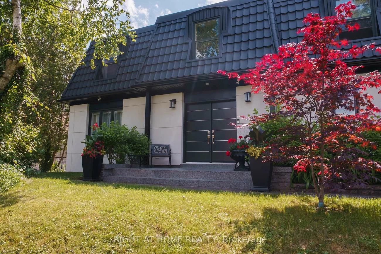 6, Ladyslipper, Bayview Glen, Markham